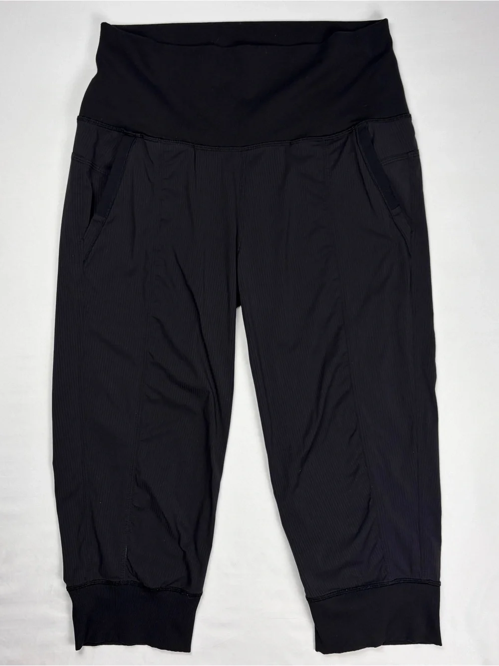 Lululemon Dance Studio Crop Pants Size 10 Black Athletic Jogger